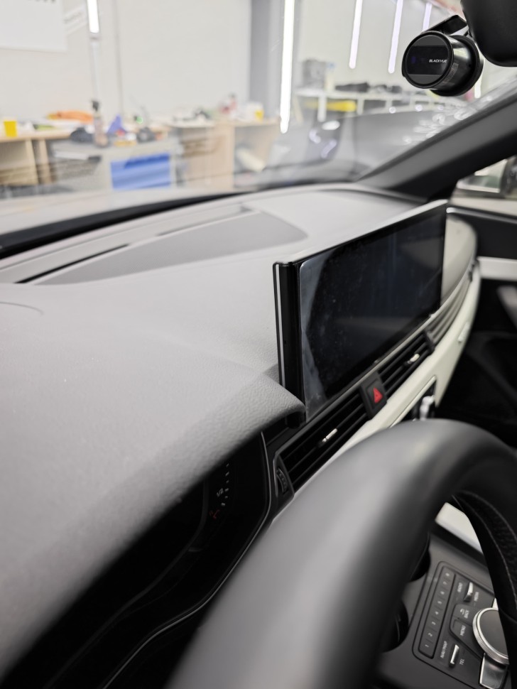 Монитор Android 12,3" для Audi A4/A5 2016-2020 RDL-1204